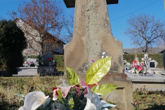 fe6a8ef8bd4d4d57ec013d0701fa399a